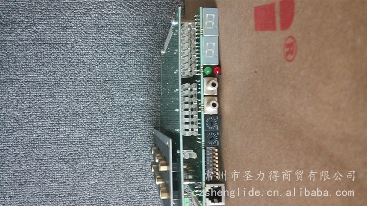 顯示PCB02